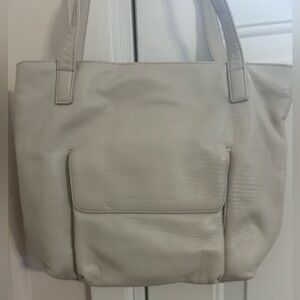 Stone Mountain Accessories Beige Purse